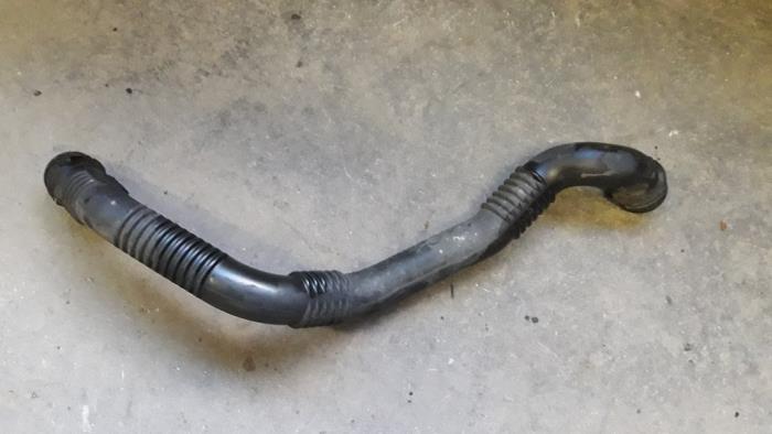 Gebrauchte Intercooler Rohr Mercedes B (W245) 2.0 B-180 CDI 16V Preis auf Anfrage angeboten von Autodemontage Joko B.V.