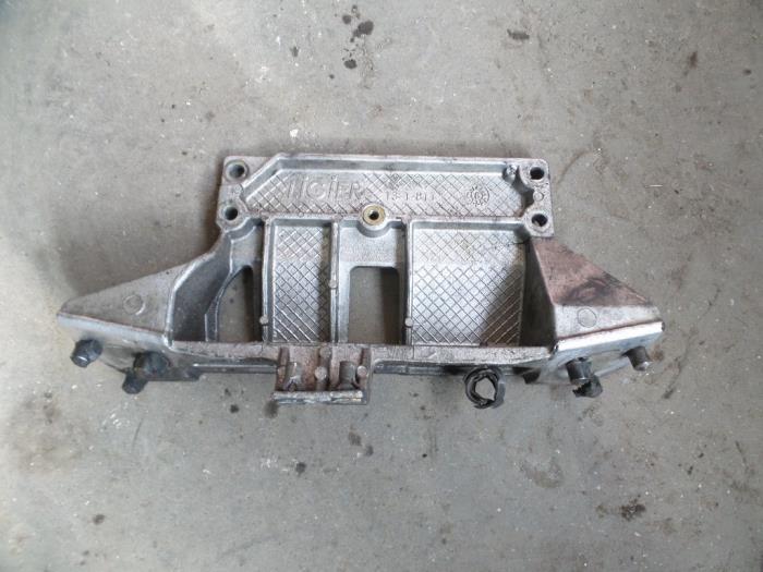 Gebrauchte Motorlager Ligier X-T00 Preis auf Anfrage angeboten von Autodemontage Joko B.V.