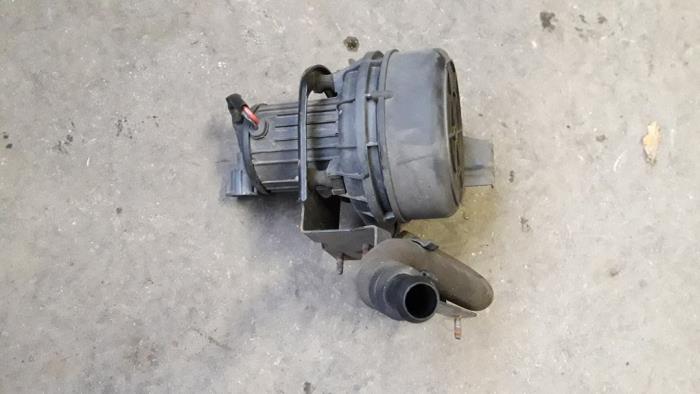 Gebrauchte Pullairpumpe Jaguar XF (CC9) 3.0 V6 24V Preis auf Anfrage angeboten von Autodemontage Joko B.V.