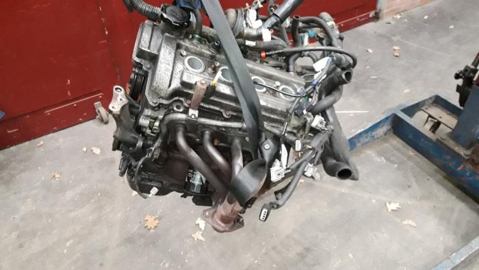Gebrauchte Motor Toyota Yaris (P1) 1.0 16V VVT-i Preis auf Anfrage angeboten von Autodemontage Joko B.V.