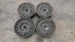Used Set of wheels Toyota Yaris (P1) 1.0 16V VVT-i Price on request offered by Autodemontage Joko B.V.