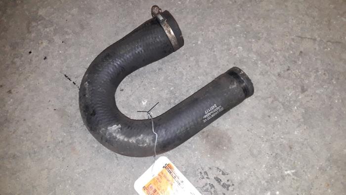 Gebrauchte Intercooler Schlauch Opel Corsa C (F08/68) 1.7 DTI 16V Preis auf Anfrage angeboten von Autodemontage Joko B.V.