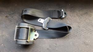 Used Rear seatbelt, centre Citroen C4 Berline (LC) 1.6 HDi 16V Price on request offered by Autodemontage Joko B.V.