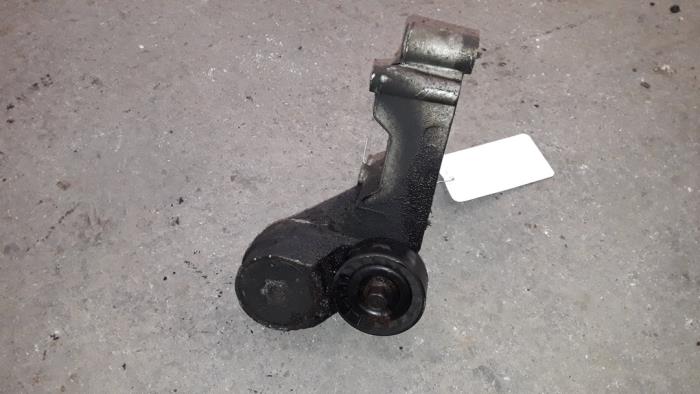 Usados Rodillo tensor correa múltiple Ford Focus 1 1.8 TDCi 100 Precio de solicitud ofrecido por Autodemontage Joko B.V.
