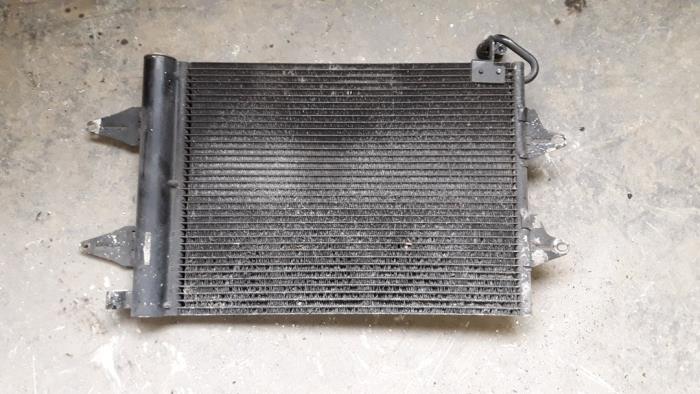 Gebrauchte Klima Kondensor Volkswagen Polo IV (9N1/2/3) 1.2 12V Preis auf Anfrage angeboten von Autodemontage Joko B.V.