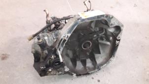 Used Gearbox Renault Clio II Societe (SB) 1.5 dCi 68 Price on request offered by Autodemontage Joko B.V.