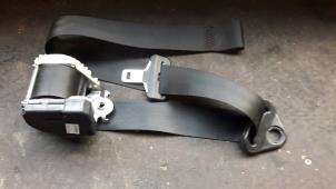Used Front seatbelt, right Renault Twingo II (CN) 1.5 dCi 90 FAP Price on request offered by Autodemontage Joko B.V.