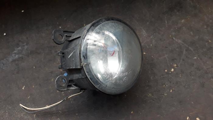 Używane Halogen lewy Renault Twingo II (CN) 1.5 dCi 90 FAP Cena na żądanie oferowane przez Autodemontage Joko B.V.