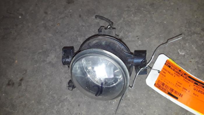 Używane Halogen prawy Ford Focus 2 1.6 16V Cena na żądanie oferowane przez Autodemontage Joko B.V.
