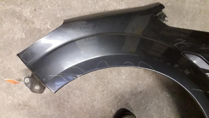 Front wing, left from a Ford S-Max (GBW) 1.8 TDCi 16V 2008