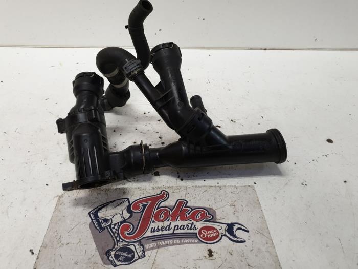 Usagé Boîtier thermostat Volkswagen Passat Variant (3G5) 1.6 TDI 16V Prix sur demande proposé par Autodemontage Joko B.V.