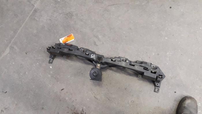 Begagnade Front Fiat Punto Evo (199) 1.6 JTD Multijet 16V Euro 5 DPF Pris på förfrågan erbjuds av Autodemontage Joko B.V.