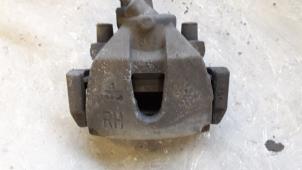 Used Front brake calliper, right Ford C-Max (DM2) 1.6 TDCi 16V 109 Price on request offered by Autodemontage Joko B.V.