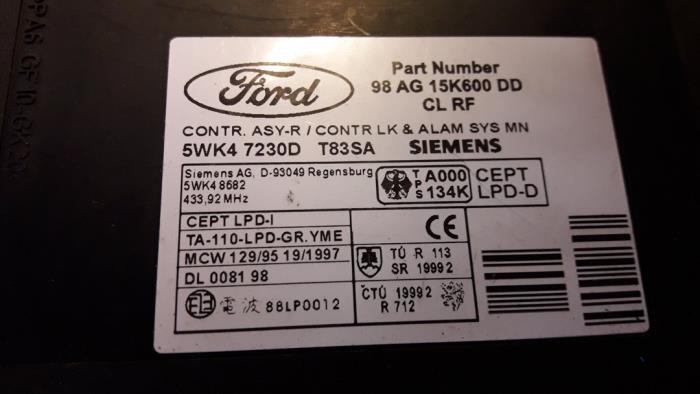 Używane Modul alarmu Ford Focus 1 Wagon 1.8 TDdi Cena na żądanie oferowane przez Autodemontage Joko B.V.