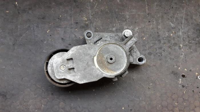 Usados Rodillo tensor correa múltiple Ford C-Max (DM2) 1.6 TDCi 16V 109 Precio de solicitud ofrecido por Autodemontage Joko B.V.