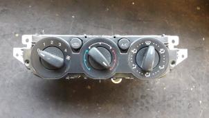 Usados Panel de control de calefacción Ford C-Max (DM2) 1.6 TDCi 16V 109 Precio de solicitud ofrecido por Autodemontage Joko B.V.