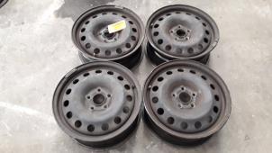 Used Set of sports wheels Renault Laguna II (BG) 1.8 16V Price on request offered by Autodemontage Joko B.V.