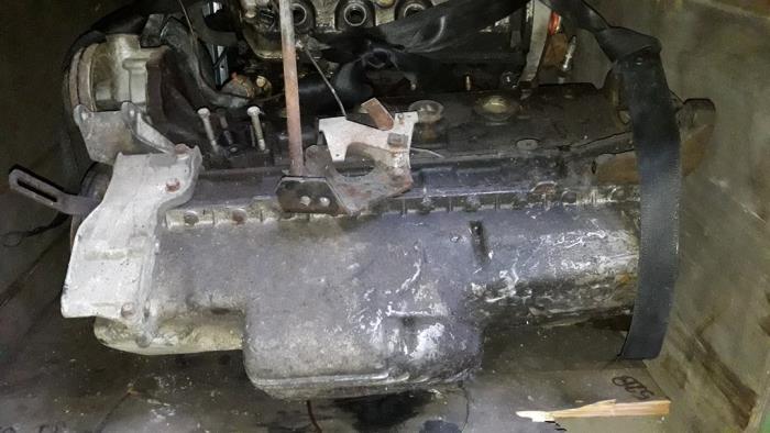 Używane Silnik BMW 2500...3.2 (E9) 2800 CS Cena na żądanie oferowane przez Autodemontage Joko B.V.