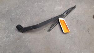 Used Rear wiper arm Honda Logo (GA33) 1.3 Price on request offered by Autodemontage Joko B.V.