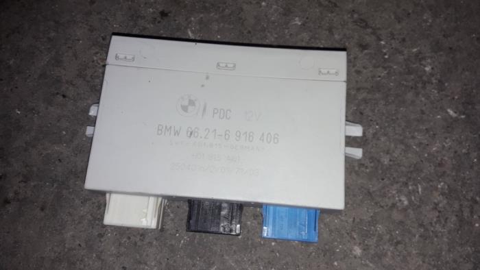 PDC Module from a BMW 5 serie Touring (E39) 530i 24V 2001