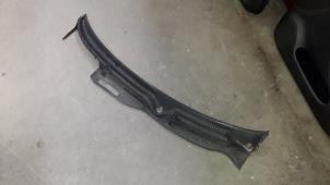 Used Cowl top grille Seat Toledo (1M2) 1.8 20V Price on request offered by Autodemontage Joko B.V.