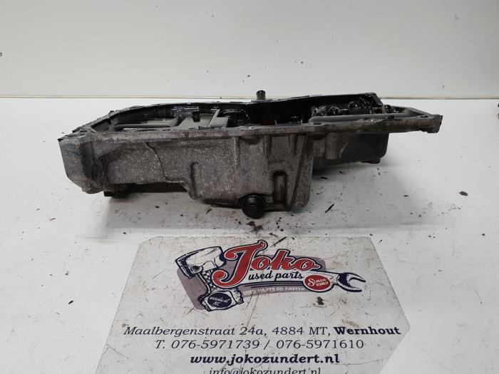 Used Sump Ford Focus 2 C+C 2.0 16V Price on request offered by Autodemontage Joko B.V.