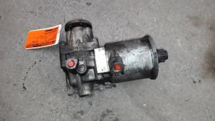 Used Power steering pump Mercedes 190 (W201) 1.8 E Price on request offered by Autodemontage Joko B.V.