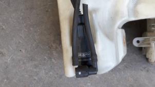 Used Windscreen washer pump Ford S-Max (GBW) 1.8 TDCi 16V Price on request offered by Autodemontage Joko B.V.