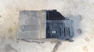 Used Battery box Ford S-Max (GBW) 1.8 TDCi 16V Price on request offered by Autodemontage Joko B.V.