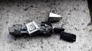 Used Ignition lock + key Ford S-Max (GBW) 1.8 TDCi 16V Price on request offered by Autodemontage Joko B.V.