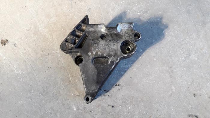 Usagé Support moteur Volkswagen Caddy III (2KA,2KH,2CA,2CH) 1.9 TDI Prix sur demande proposé par Autodemontage Joko B.V.