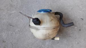 Used Expansion vessel Volkswagen Caddy III (2KA,2KH,2CA,2CH) 1.9 TDI Price on request offered by Autodemontage Joko B.V.