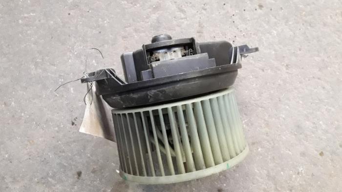 Motor de ventilador de calefactor de un Renault Master III (JD/ND/PD) 2.5 dCi 16V 2002