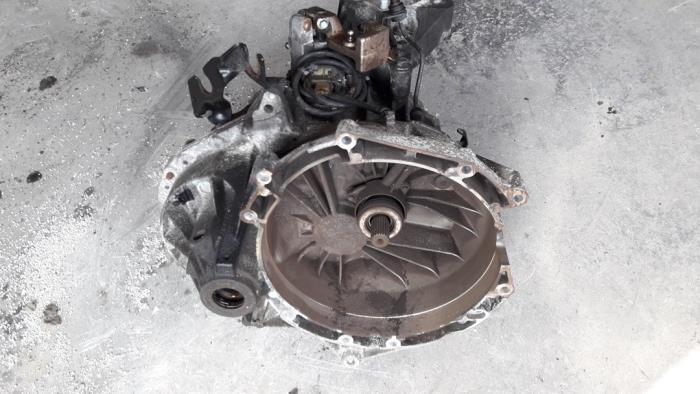 Gebrauchte Getriebe Ford Transit 2.2 TDCi 16V Preis auf Anfrage angeboten von Autodemontage Joko B.V.
