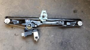 Used Window mechanism 2-door, front right Fiat Doblo Cargo (263) 1.3 MJ 16V DPF Euro 5 Price on request offered by Autodemontage Joko B.V.