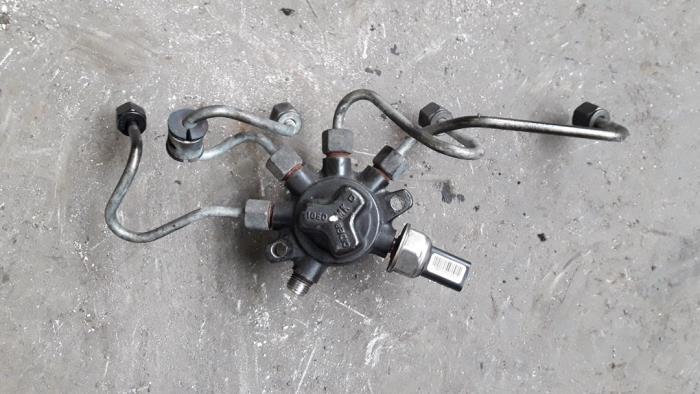 Usagé Système d'injection Ford Mondeo IV Wagon 1.8 TDCi 125 16V Prix sur demande proposé par Autodemontage Joko B.V.
