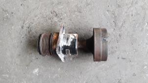 Used Alternator pulley Ford Mondeo IV Wagon 1.8 TDCi 125 16V Price on request offered by Autodemontage Joko B.V.