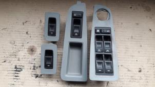 Used Electric window switch Chrysler 300 C Touring 3.0 CRD 24V Price on request offered by Autodemontage Joko B.V.