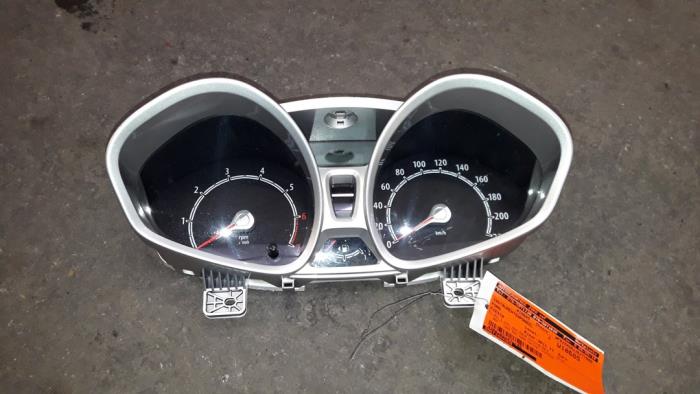 Begagnade Instrumentpanel Ford Fiesta 6 (JA8) 1.25 16V Pris på förfrågan erbjuds av Autodemontage Joko B.V.