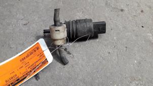 Used Windscreen washer pump Smart Fortwo Coupé (450.3) 0.7 Price on request offered by Autodemontage Joko B.V.