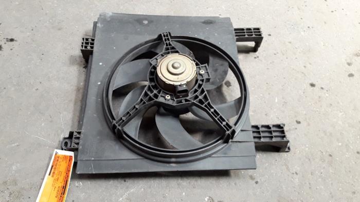 Cooling fans from a Smart Fortwo Coupé (450.3) 0.7 2003