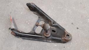 Used Front lower wishbone, right Smart Fortwo Coupé (450.3) 0.7 Price on request offered by Autodemontage Joko B.V.