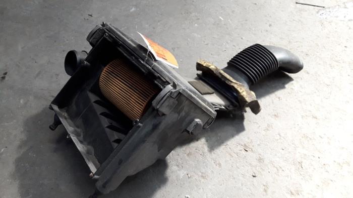 Begagnade Luftfilterhus Smart Fortwo Coupé (450.3) 0.7 Pris på förfrågan erbjuds av Autodemontage Joko B.V.