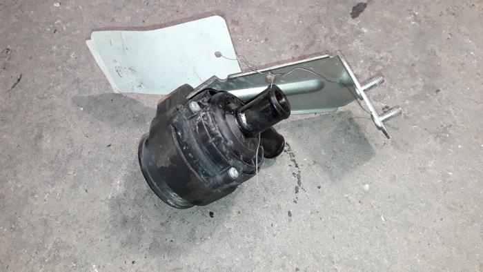 Begagnade Vattenpump Volkswagen Crafter 2.5 TDI 30/32/35 Pris på förfrågan erbjuds av Autodemontage Joko B.V.