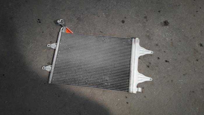 Usagé Condenseur de climatisation Volkswagen Polo IV (9N1/2/3) 1.4 TDI 80 Prix sur demande proposé par Autodemontage Joko B.V.
