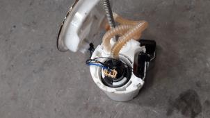 Used Electric fuel pump BMW 3 serie Touring (F31) 318d 2.0 16V Price on request offered by Autodemontage Joko B.V.