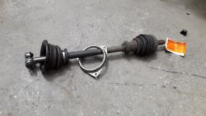 Used Front drive shaft, left Renault Clio II (BB/CB) 1.6 16V Price on request offered by Autodemontage Joko B.V.