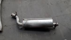 Used Exhaust middle silencer Landrover Range Rover II 4.6 V8 HSE Price on request offered by Autodemontage Joko B.V.