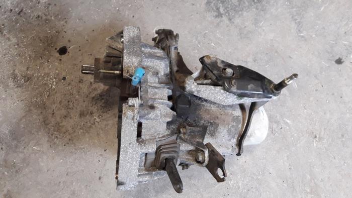 Gebrauchte Getriebe Renault Megane Break/Grandtour (KA) 1.6 16V RXE,RXT Preis auf Anfrage angeboten von Autodemontage Joko B.V.