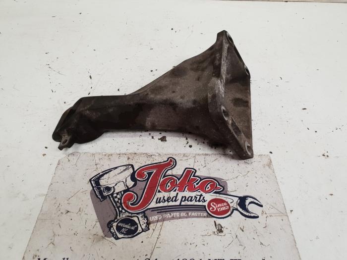 Used Engine mount BMW X5 (E53) 3.0 24V Price on request offered by Autodemontage Joko B.V.
